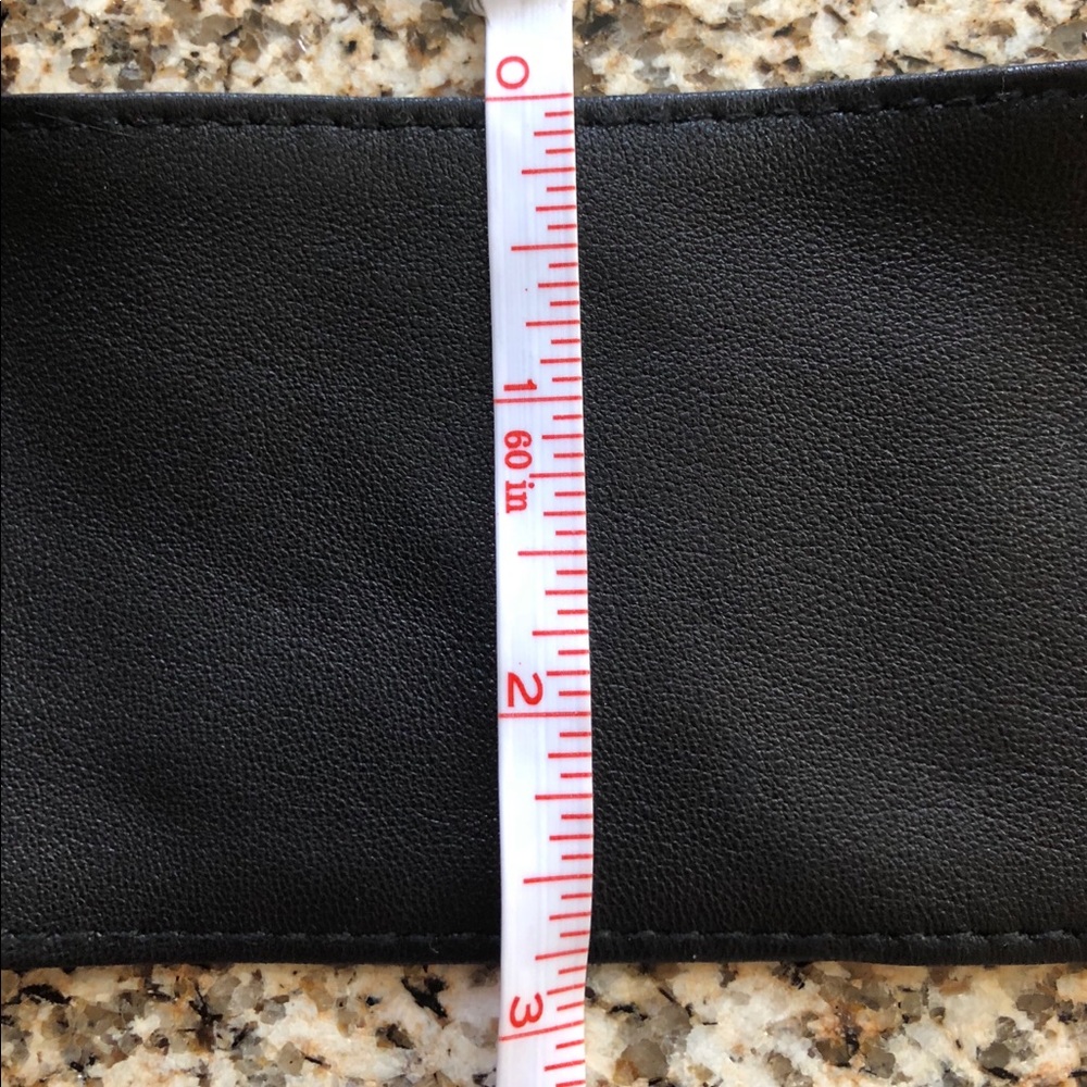 DKNY NWT Soft Black Leather Belt - Picture 6 of 6